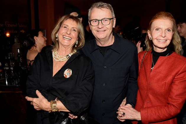 Diana Koerner Schauspielerin Rene Heinersdorff Regie Schauspieler Jutta Kammann Schauspieerin Muenchen 15 01 2026 Komoedie im Bayerischen Hof Premiere Wer schiesst auf Frau Hummel Foto Bernd Muenchen Muenchen