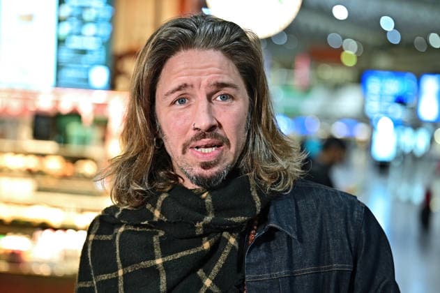 RTL - Dschungelcamp 2026. Gil Ofarim anläßlich der Abreise der Kandidaten der RTL - Sendung Ich bin ein Star - holt mich hier raus zum Dschungel-Camp 2026 in Australien am 16.01.2026 auf dem Flughafen Frankfurt Main. 20260116MWI099333