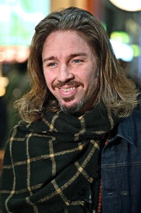 RTL - Dschungelcamp 2026. Gil Ofarim anläßlich der Abreise der Kandidaten der RTL - Sendung Ich bin ein Star - holt mich hier raus zum Dschungel-Camp 2026 in Australien am 16.01.2026 auf dem Flughafen Frankfurt Main. 20260116MWI099379