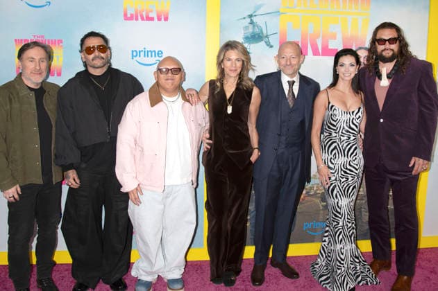 Jonathan Tropper, Angel Manuel Soto, Jacob Batalon,Lynn Harris, Jeff Fierson, Morena Baccarin und Jason Momoa beim Special Screening des Amazon Prime Video-Films The Wrecking Crew im Regal Times Square. New York, 15.01.2026