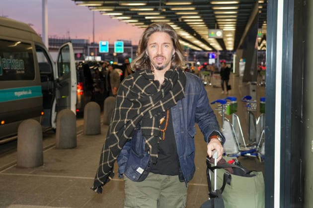 RTL Dschungelcamp - Frankfurt 2026. Gil Ofarim bei der Abreise zur RTL-Sendung Ich bin ein Star Holt mich hier raus. Dschungelcamp 2026 am Flughafen Frankfurt. Frankfurt Flughafen Hessen
