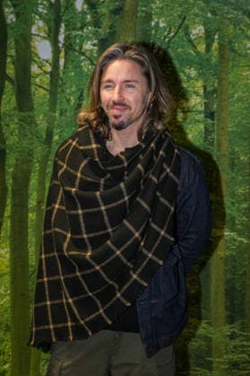 RTL Dschungelcamp - Frankfurt 2026. Gil Ofarim bei der Abreise zur RTL-Sendung Ich bin ein Star Holt mich hier raus. Dschungelcamp 2026 am Flughafen Frankfurt. Frankfurt Flughafen Hessen