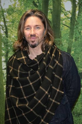 RTL Dschungelcamp - Frankfurt 2026. Gil Ofarim bei der Abreise zur RTL-Sendung Ich bin ein Star Holt mich hier raus. Dschungelcamp 2026 am Flughafen Frankfurt. Frankfurt Flughafen Hessen