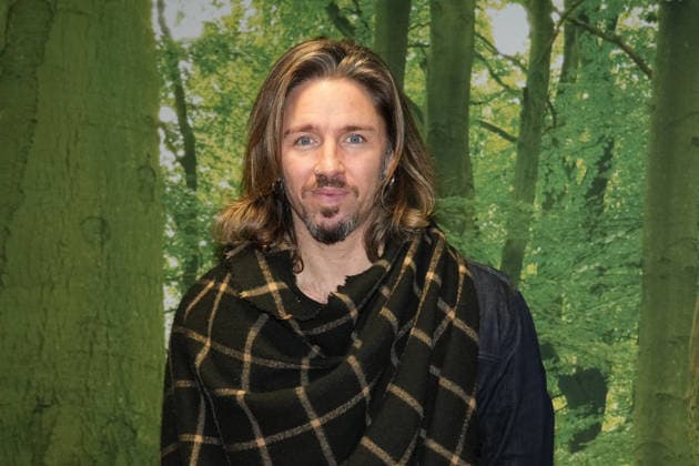 RTL Dschungelcamp - Frankfurt 2026. Gil Ofarim bei der Abreise zur RTL-Sendung Ich bin ein Star Holt mich hier raus. Dschungelcamp 2026 am Flughafen Frankfurt. Frankfurt Flughafen Hessen