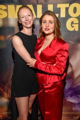 abb: Dana Herfurth und Hille Norden zu Gast auf dem roten Teppich bei der Premiere des Kino Film SmallTown Girl im Kino in der Kulturbrauerei am 15.01.2026 Berlin Deutschland