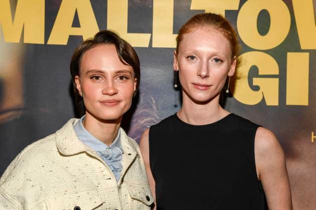 abb: Luna Jordan und Dana Herfurth zu Gast auf dem roten Teppich bei der Premiere des Kino Film SmallTown Girl im Kino in der Kulturbrauerei am 15.01.2026 Berlin Deutschland