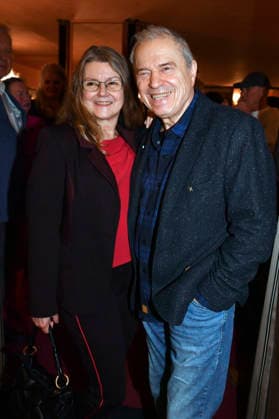 Günther Sigl mit Ehefrau Doris Sigl bei der Premiere des Theaterstücks Wer schießt auf Frau Hummel? in der Komödie im Bayerischen Hof. München, 15.01.2026