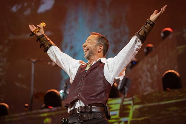 DJ BoBo, Europa Park Arena, The Great Adventure, Konzert, 15 Januar, Europa Park Rust, Eurodance, Live Show, spektakuläre Bühne, Lichteffekte, Tänzer, Choreografie, Hits, Fans, ausverkauft, Tourstart, Multimedia Show, VR Erlebnis, Popkultur, Entertainment, Live Event, Musikshow, Eventbranche, Showpremiere, Familienevent, Winterevent, Symbolfoto für Konzerte, Tourneen, Großevents, Festivalfeeling, Fanbegeisterung, Bühnenperformance, moderne Showtechnik Rust Europa Park Baden-Württemberg Deutschland Copyright: xFINLEYxMÖRCHx