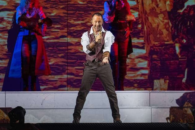 DJ BoBo, Europa Park Arena, The Great Adventure, Konzert, 15 Januar, Europa Park Rust, Eurodance, Live Show, spektakuläre Bühne, Lichteffekte, Tänzer, Choreografie, Hits, Fans, ausverkauft, Tourstart, Multimedia Show, VR Erlebnis, Popkultur, Entertainment, Live Event, Musikshow, Eventbranche, Showpremiere, Familienevent, Winterevent, Symbolfoto für Konzerte, Tourneen, Großevents, Festivalfeeling, Fanbegeisterung, Bühnenperformance, moderne Showtechnik Rust Europa Park Baden-Württemberg Deutschland Copyright: xFINLEYxMÖRCHx