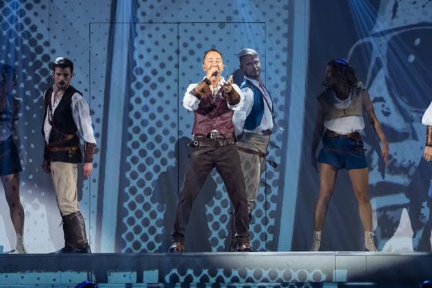 DJ BoBo, Europa Park Arena, The Great Adventure, Konzert, 15 Januar, Europa Park Rust, Eurodance, Live Show, spektakuläre Bühne, Lichteffekte, Tänzer, Choreografie, Hits, Fans, ausverkauft, Tourstart, Multimedia Show, VR Erlebnis, Popkultur, Entertainment, Live Event, Musikshow, Eventbranche, Showpremiere, Familienevent, Winterevent, Symbolfoto für Konzerte, Tourneen, Großevents, Festivalfeeling, Fanbegeisterung, Bühnenperformance, moderne Showtechnik Rust Europa Park Baden-Württemberg Deutschland Copyright: xFINLEYxMÖRCHx