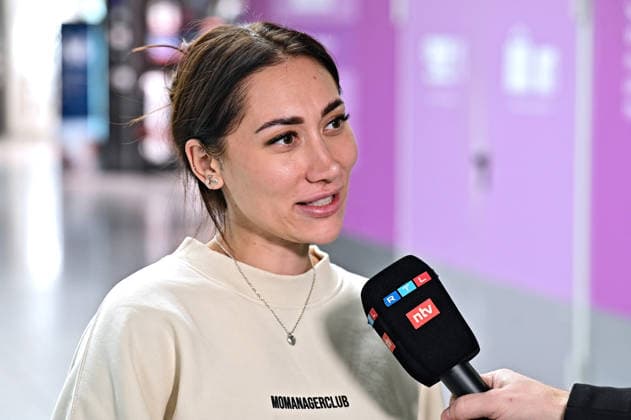 RTL - Dschungelcamp 2026. Samira Yavuz anläßlich der Abreise der Kandidaten der RTL - Sendung Ich bin ein Star - holt mich hier raus zum Dschungel-Camp 2026 in Australien am 16.01.2026 auf dem Flughafen Frankfurt Main. 20260116MWI100017