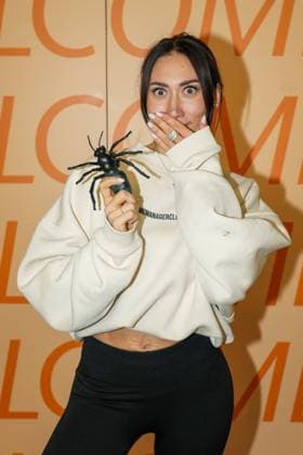 RTL Dschungelcamp - Frankfurt 2026. Samira Yavuz bei der Abreise zur RTL-Sendung Ich bin ein Star – Holt mich hier raus . Dschungelcamp 2026 am Flughafen Frankfurt. Frankfurt Flughafen Hessen