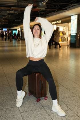 RTL Dschungelcamp - Frankfurt 2026. Samira Yavuz bei der Abreise zur RTL-Sendung Ich bin ein Star – Holt mich hier raus . Dschungelcamp 2026 am Flughafen Frankfurt. Frankfurt Flughafen Hessen