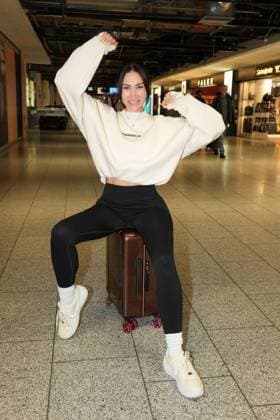 RTL Dschungelcamp - Frankfurt 2026. Samira Yavuz bei der Abreise zur RTL-Sendung Ich bin ein Star – Holt mich hier raus . Dschungelcamp 2026 am Flughafen Frankfurt. Frankfurt Flughafen Hessen