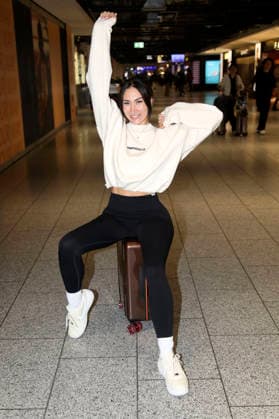 Samira Yavuz bei der Abreise der Dschungelcamp-Kandidaten der RTL Reality-TV-Show Ich bin ein Star - holt mich hier raus nach Australien auf dem Flughafen Frankfurt am Main. Frankfurt, 16.01.2026
