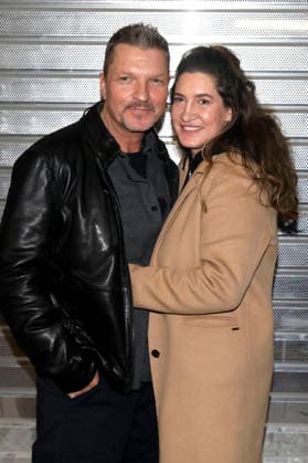 Hardy Krüger jr. mit Ehefrau Alice Krüger bei der Abreise der Dschungelcamp-Kandidaten der RTL Reality-TV-Show Ich bin ein Star - holt mich hier raus nach Australien auf dem Flughafen Frankfurt am Main. Frankfurt, 16.01.2026