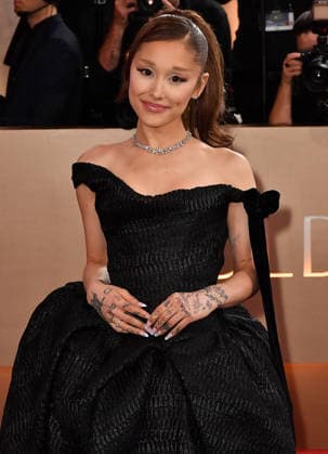 83rd Annual Golden Globe Awards - Arrivals Ariana Grande attends the 83rd annual Golden Globe Awards at The Beverly Hilton Beverly Hills United States Copyright: xImagexSpacex xSOPAxImagesx GG26_RC_100650