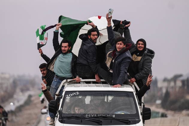 Syrian army enters the city after SDF withdraws from Dayr Hafir ALEPPO, SYRIA - JANUARY 17: Locals celebrate as Syrian army enters inner neighborhoods of Dayr Hafir after SDF withdraws following the military operation launched in west of the Euphrates River, eastern Aleppo, Syria on January 17, 2026. Arif Hudaverdi Yaman Anadolu Aleppo Syria. Editorial use only. Please get in touch for any other usage.  Copyright: x2026xAnadoluxArifxHudaverdixYamanx