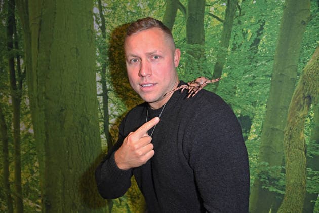 Patrick Romer - Abflug der Kandidaten der RTL TV-Show ICH BIN EIN STAR, HOLT MICH HIER RAUS am Frankfurter Flughafen in Frankfurt am Main am 17.01.2026