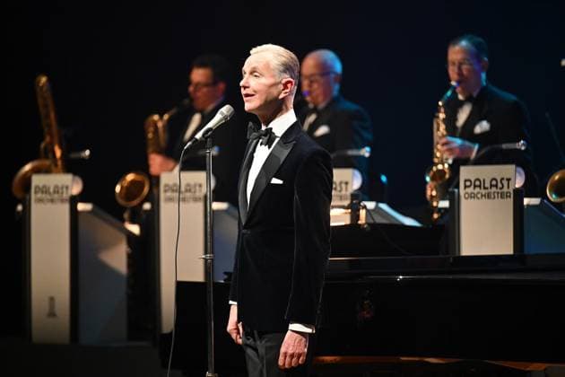 Max Raabe und das Palast Orchester bitten zum Hummel streicheln in die Philharmonie Essen ** NUR FÜR REDAKTIONELLE ZWECKE ** EDITORIAL USE ONLY **<p>Max Raabe und das Palast Orchester treten am Freitag, 16. Januar 2026 in der Philharmonie Essen auf. Deutschland NRW Essen Copyright: VladimirxWegener