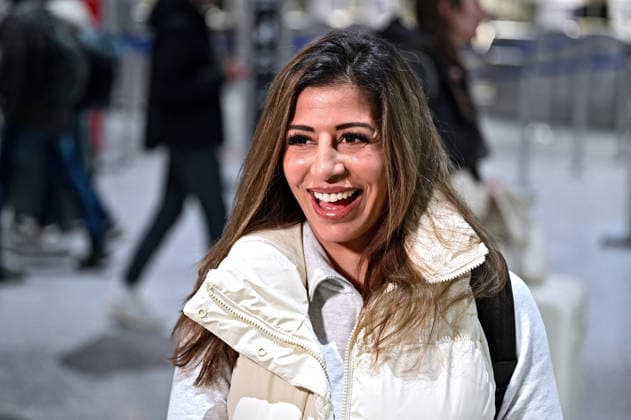 RTL - Dschungelcamp 2026. Eva Benetatou anläßlich der Abreise der Kandidaten der RTL - Sendung Ich bin ein Star - holt mich hier raus zum Dschungel-Camp 2026 in Australien am 17.01.2026 auf dem Flughafen Frankfurt Main. 20260117MWI100471