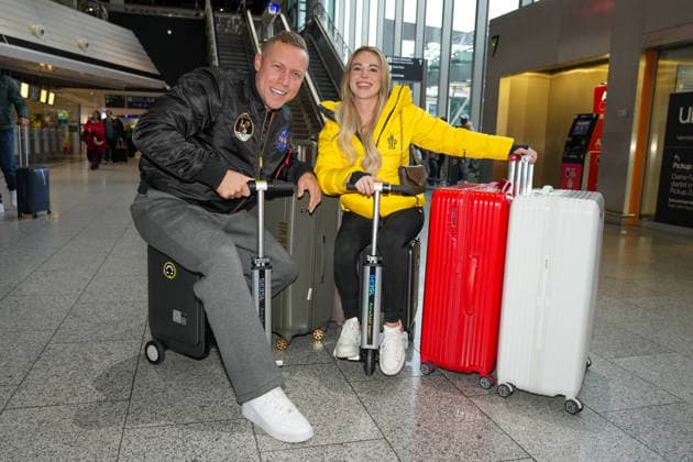 RTL Dschungelcamp - Frankfurt 2026. Patrick Romer und Freundin Annelie Henz bei der Abreise zur RTL-Sendung Ich bin ein Star Holt mich hier raus. Dschungelcamp 2026 am Flughafen Frankfurt. Frankfurt Flughafen Hessen
