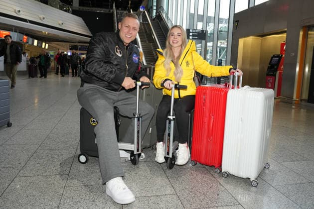 RTL Dschungelcamp - Frankfurt 2026. Patrick Romer und Freundin Annelie Henz bei der Abreise zur RTL-Sendung Ich bin ein Star Holt mich hier raus. Dschungelcamp 2026 am Flughafen Frankfurt. Frankfurt Flughafen Hessen