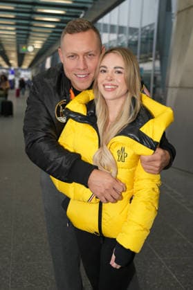 RTL Dschungelcamp - Frankfurt 2026. Patrick Romer und Freundin Annelie Henz bei der Abreise zur RTL-Sendung Ich bin ein Star Holt mich hier raus. Dschungelcamp 2026 am Flughafen Frankfurt. Frankfurt Flughafen Hessen