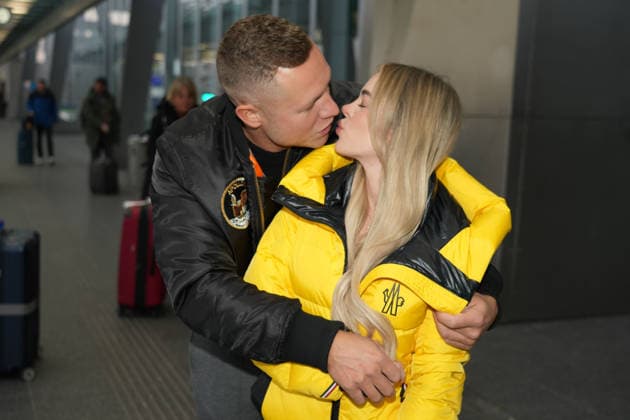 RTL Dschungelcamp - Frankfurt 2026. Patrick Romer und Freundin Annelie Henz bei der Abreise zur RTL-Sendung Ich bin ein Star Holt mich hier raus. Dschungelcamp 2026 am Flughafen Frankfurt. Frankfurt Flughafen Hessen