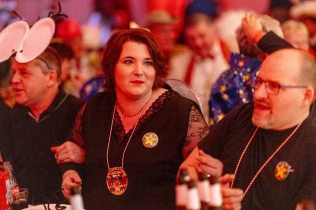 Emmerich: Karnevalssitzung Elferrat Praest ** NUR FÜR REDAKTIONELLE ZWECKE ** EDITORIAL USE ONLY **<p>Auftritt des Prinzenpaars Dodo I. und Debbie I. bei der Karnevalssitzung des Elferrats Praest am Freitag, 16. Januar 2026 im Festzelt in Emmerich-Praest. Emmerich Copyright: KarlxBanski