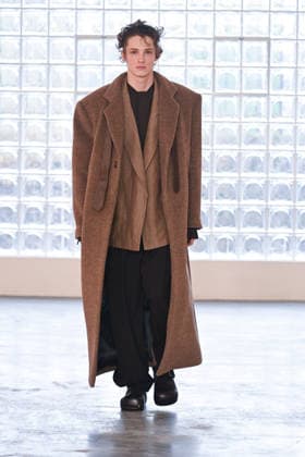Milan, Milan Men s Fashion Week: Fall Winter 2026 - Men s Fashion, Fall Winter 2026 - Pronounce fashion show. Pictured: model  Copyright: xSimonaxChiocciax xipa-agency.netx xFotosickix IPA_Agency_IPA70201715