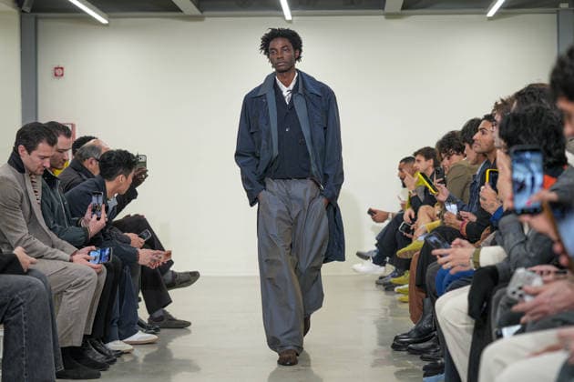 Milan, Milan Men s Fashion Week: Fall Winter 2026 - Men s Fashion, Fall Winter 2026 - Paul Smith Fashion Show - Catwalk In the photo: Model  Copyright: xRiccardoxGIordanox xipa-agency.netx xRiccardoxGiordanox IPA_Agency_IPA70212965
