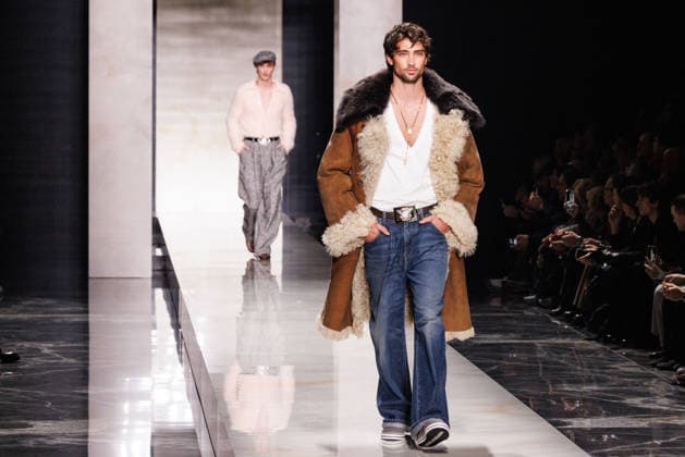 Foto IPP - Cinzia Camela Gruppo Editoriale LiveMedia Milano 17 01 2026 Nella foto: A model walks the runway during the Dolce and Gabbana Fall Winter 2026–2027 menswear show at Milan Men s Fashion Week, on January 17, 2026, in Milan, Italy. Photo by Cinzia Camela. Italy Photo Press - World Copyright Dolce e Gabbana - Runway - Milan
