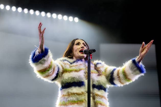 Luz Casal concert at the Movistar Arena The singer Luz Casal during a performance at the Movistar Arena, on January 17, 2026, in Madrid Spain The soloist Luz Casal offers a concert within the programming of the Inverfest 2026 festival on the occasion of the release of her latest album, Me voy a permitir, which went on sale in November 2025 17 JANUARY 2026 CONCERT LUZ CASAL MUSIC SINGER CONCERT Madrid Madrid Madrid Spain  Copyright: xRicardoxRubiox 7227012