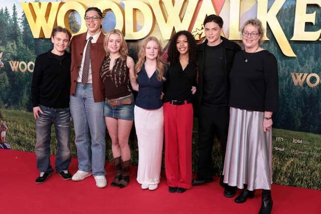 Emil Bloch, Johan von Ehrlich, Lara Amelie Rosa, Lilli Falk, Sophie Lelenta, Emile Cherif und Katja Brandis bei der Premiere des Kinofilms Woodwalkers 2 im Cinedom. Köln, 17.01.2026