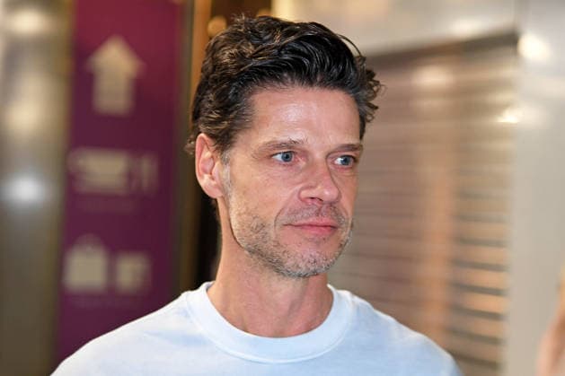 Stephen Dürr - Abflug der Kandidaten der RTL TV-Show ICH BIN EIN STAR, HOLT MICH HIER RAUS am Frankfurter Flughafen in Frankfurt am Main am 17.01.2026
