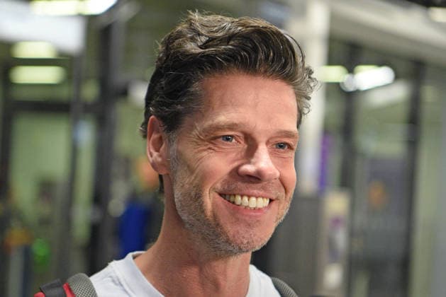Stephen Dürr - Abflug der Kandidaten der RTL TV-Show ICH BIN EIN STAR, HOLT MICH HIER RAUS am Frankfurter Flughafen in Frankfurt am Main am 17.01.2026