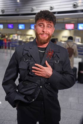 Umut Tekin - Abflug der Kandidaten der RTL TV-Show ICH BIN EIN STAR, HOLT MICH HIER RAUS am Frankfurter Flughafen in Frankfurt am Main am 17.01.2026