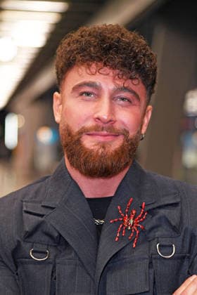 Umut Tekin - Abflug der Kandidaten der RTL TV-Show ICH BIN EIN STAR, HOLT MICH HIER RAUS am Frankfurter Flughafen in Frankfurt am Main am 17.01.2026