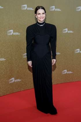 abb: Juliette Binoche zu Gast auf dem roten Teppich bei der Gala zur Verleihung der European Film Awards 2026 - Europaeischer Filmpreis 2026 im Haus der Kulturen der Welt am 17.01.2026 in Berlin Berlin Deutschland