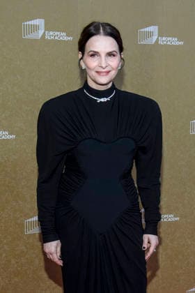 abb: Juliette Binoche zu Gast auf dem roten Teppich bei der Gala zur Verleihung der European Film Awards 2026 - Europaeischer Filmpreis 2026 im Haus der Kulturen der Welt am 17.01.2026 in Berlin Berlin Deutschland