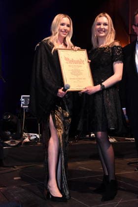 Newcomer des Jahres Ena Operta und Nira Operta, BYENA Beauty GmbH Muenchen 17.01.2026 Paulaner am Nockherberg Muenchner Gschichten CSU Schwarzweiss Ball Foto Muenchen