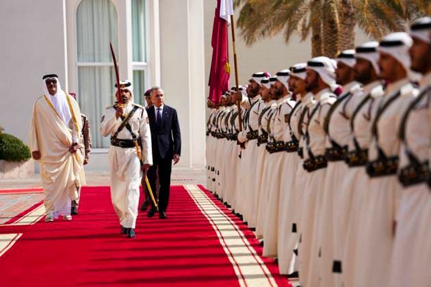 January 18, 2026, Doha, Qatar: Prime Minister Mark Carney takes part in a welcoming ceremony with Emir of Qatar Tamim bin Hamad al-Thani at Amiri Diwan in Doha, Qatar on Sunday, Jan. 18, 2026. Doha Qatar  - ZUMAc35_ 20260118_zaf_c35_034 Copyright: xSeanxKilpatrickx