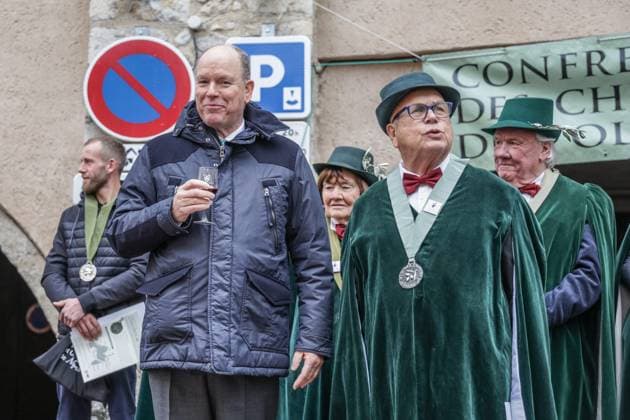 PRINCE ALBERT II DE MONACO A BRUIS LES BARONNIES PHOTOPQR LE DAUPHINE Laurie MUSCIO Buis les Baronnies 18 01 2026 Buis les Baronnies Drôme , January 18, 2026 Buis les Baronnies received its baron, Prince Albert II of Monaco on the occasion of the olive and oil festival and took the opportunity to appoint him knight of the olive tree brotherhood during a public ceremony Photo Laurie Muscio Le Dauphiné Libéré Buis les Baronnies Drôme , January 18, 2026 Buis les Baronnies welcomed its baron, Prince Albert II of Monaco, on the occasion of the olive and oil festival and took the opportunity to name him a knight of the olive brotherhood during a public ceremony Buis les Baronnies Drôme Rhône Alpes France  Copyright: xPHOTOPQR LExDAUPHINE MAXPPPxLauriexMUSCIOx 20260118JDL0168 20260118JDL0168