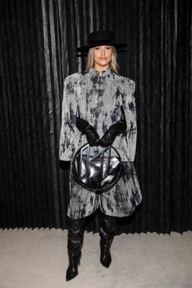 Milan Fashion Week - Men F W 2026-27 Victor Hart Men and Women Fashion Show Front Row Milan, Italy Janina Backman Milan Fashion Week - Men F W 2026-27 Victor Hart Men and Women Fashion Show Front Row Milan, Italy 18th January 2026 SGPItalia id 134355_001 Not Exclusive  Copyright: xJohnnyxDallaxLibera SGPx