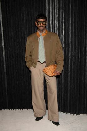 Milan Fashion Week - Men F W 2026-27 Victor Hart Men and Women Fashion Show Front Row Milan, Italy Ryan Jerome Milan Fashion Week - Men F W 2026-27 Victor Hart Men and Women Fashion Show Front Row Milan, Italy 18th January 2026 SGPItalia id 134355_001 Not Exclusive  Copyright: xJohnnyxDallaxLibera SGPx