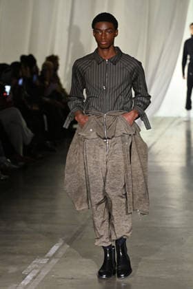 Milan, Milan Men s Fashion Week: Fall Winter 2026 - Men s Fashion, Fall Winter 2026 - Saul Nash fashion show. Fashion show photo: model  Copyright: xSimonaxChiocciax xipa-agency.netx xFotosickix IPA_Agency_IPA70272361