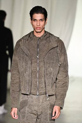 Milan, Milan Men s Fashion Week: Fall Winter 2026 - Men s Fashion, Fall Winter 2026 - Saul Nash fashion show. Fashion show photo: model  Copyright: xSimonaxChiocciax xipa-agency.netx xFotosickix IPA_Agency_IPA70272373