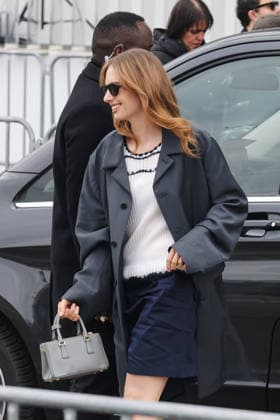 Milan, Milan Fashion Week Menswear Fall Winter 2026 2027 - Men s Fashion, Fall Winter 2026 2027 - Prada Fashion Show - Guest Arrivals. Pictured: Maya Hawke (actress and singer)  Copyright: xAlessandroxBremecx xipa-agency.netx xx IPA_Agency_IPA70274685