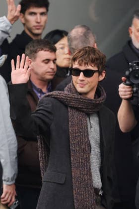 Milan, Milan Fashion Week Menswear Fall Winter 2026 2027 - Men s Fashion, Fall Winter 2026 2027 - Prada Fashion Show - Guest Arrivals. Pictured: Troye Sivan (singer)  Copyright: xAlessandroxBremecx xipa-agency.netx xx IPA_Agency_IPA70274703